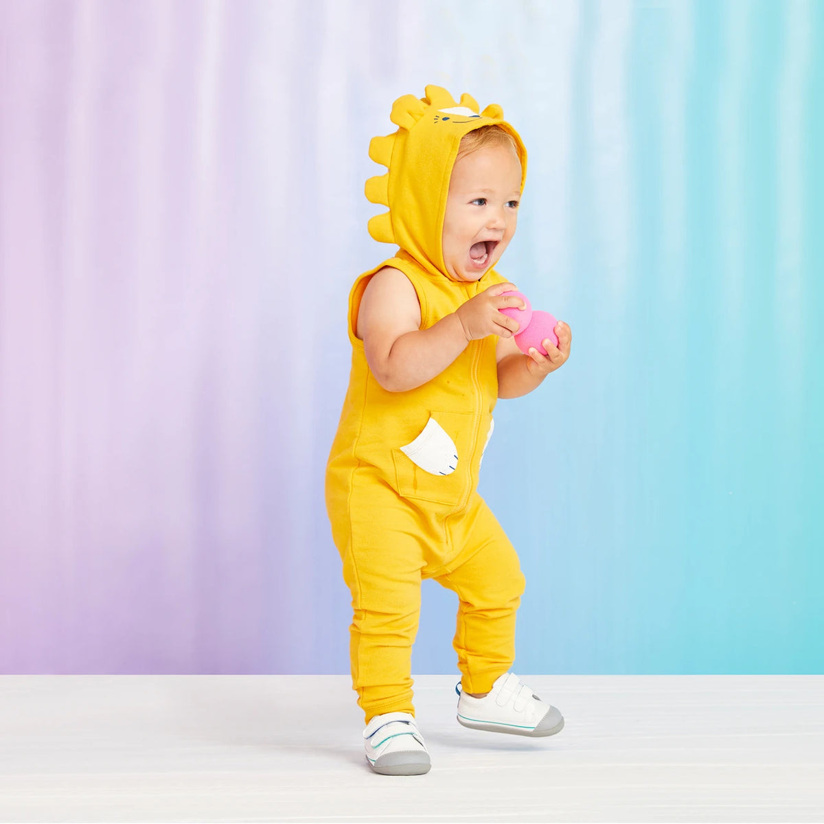 See Kai Run Deals | Waylon (First Walker) White